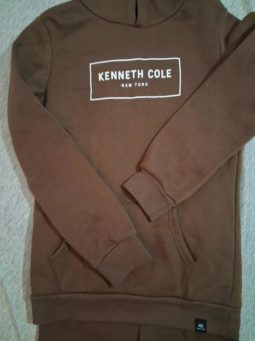 Kenneth Cole kenneth cole